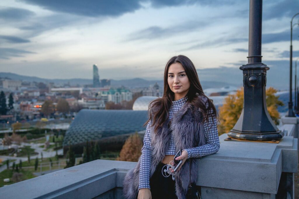 Miért lett újra a gardróbunk alapdarabja a klasszikus mellény